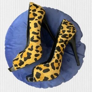 ALDO Faux Cheetah Fur / Leopard Print Peeptoe Pump